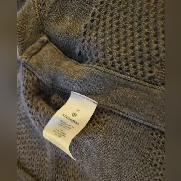 Lululemon Find Your Light Wrap - Picture 5 of 7